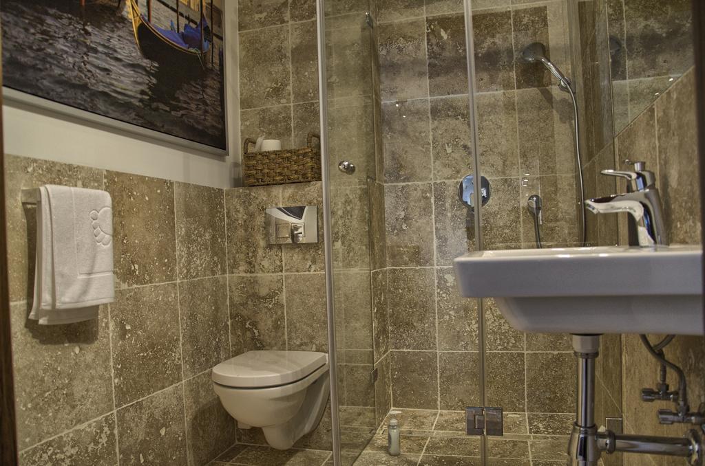Tartaczna Deluxe Apartments Гданьск Номер фото