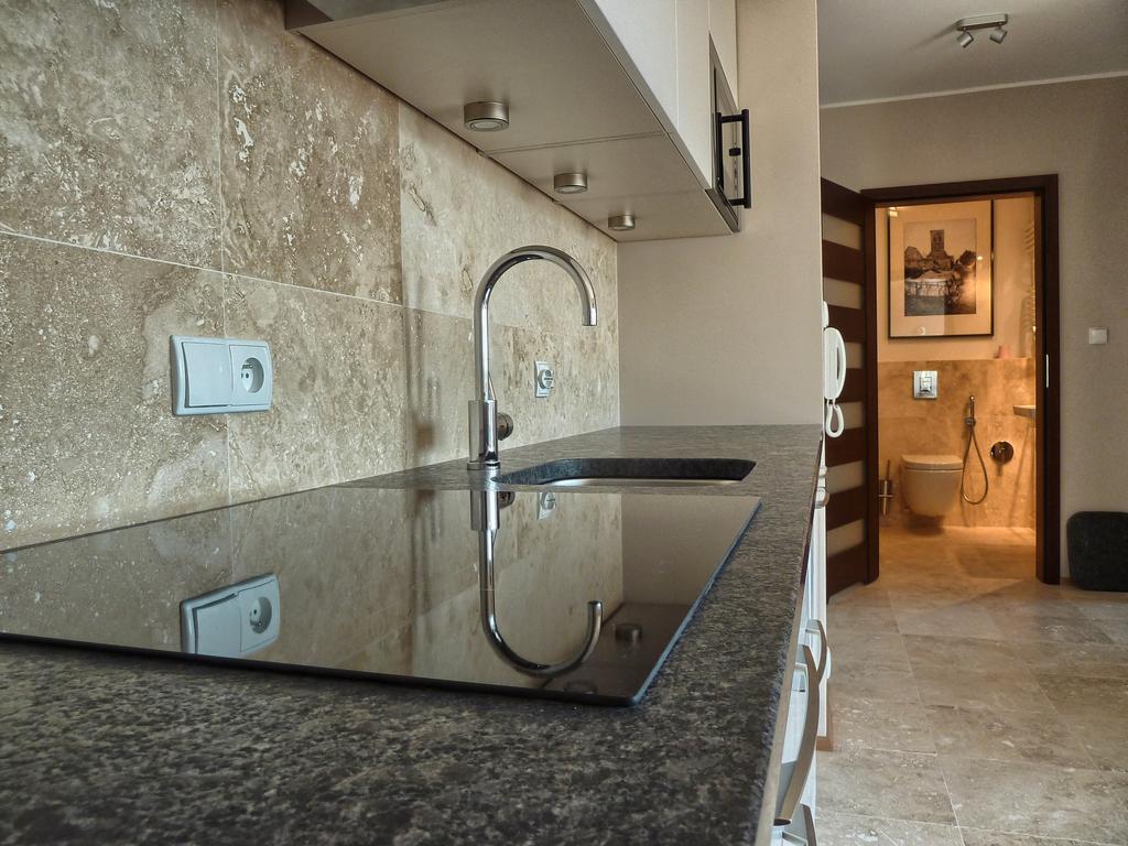Tartaczna Deluxe Apartments Гданьск Номер фото